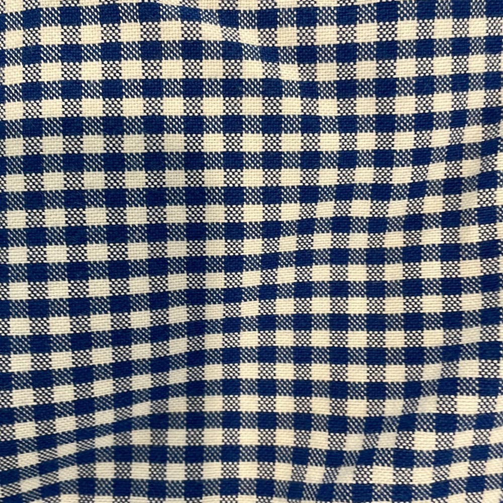 Gap Men’s blue & white check short sleeve button down. Great condition! Size L. - Picture 3 of 4